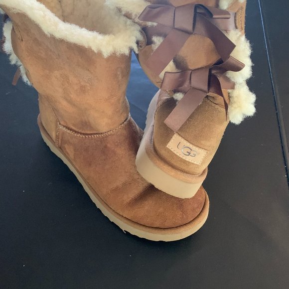 UGG Shoes - UGG BOOTS